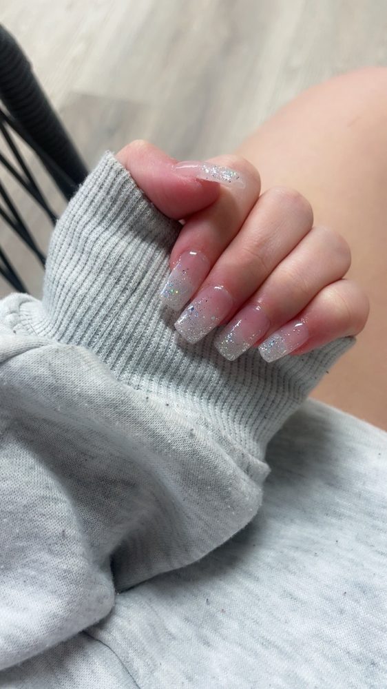 Boutique Nail Salon Logo