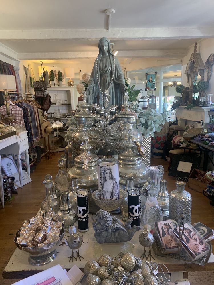 PICKET FENCES Updated October 2024 53 Photos & 38 Reviews 1588