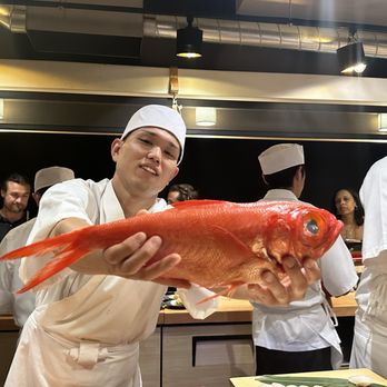 Okeya Kyujiro - Golden eye snapper - Sushi Bars Near Me - Montreal, Quebec