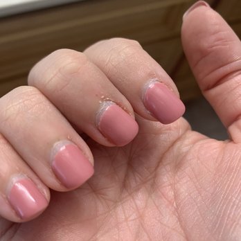 Paris Nails & Spa - Looks awful after only 4 days, barely touched my cuticles. - Nail Salons Near Me - Waynesboro, Virginia