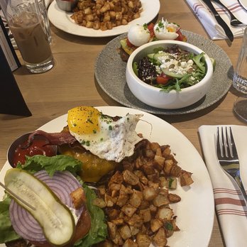 Earls Kitchen + Bar - New American Near Me - Boston, Massachusetts Earls Kitchen + Bar - New American Near Me - Boston, Massachusetts