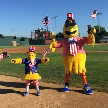 Sioux Falls Canaries Baseball - Peep and Cagey wishing a Happy 4th of July - Professional Sports Teams Near Me - Sioux Falls, South Dakota Sioux Falls Canaries Baseball - Peep and Cagey wishing a Happy 4th of July - Professional Sports Teams Near Me - Sioux Falls, South Dakota