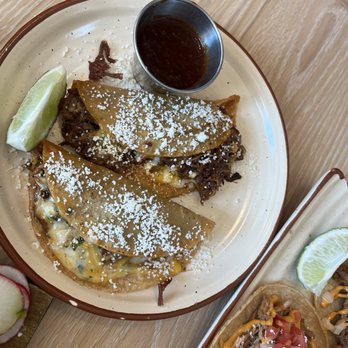 Taco Dia - Tacos Near Me - Newtown, Connecticut