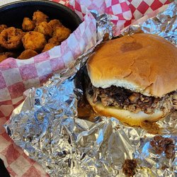 Peters’ Boys Texas BBQ - Moo and Oink Sammie