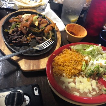 Tequila's 2 - Lunch steak fajitas - Mexican Near Me - Branson, Missouri Tequila's 2 - Lunch steak fajitas - Mexican Near Me - Branson, Missouri