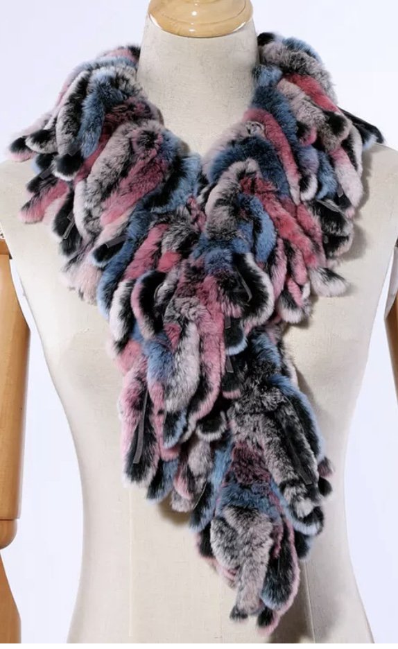 Laurel Furs Logo