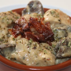 Casa Tonardo - Pollo a la crema de bacon