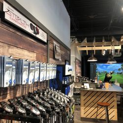 Alpine Shop - Alpine Shop PGA Pro to professionally fit golf clubs on their Trackman simulator