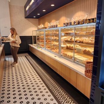 Paris Baguette - Coffee & Tea Near Me - Lynnwood, Washington Paris Baguette - Coffee & Tea Near Me - Lynnwood, Washington
