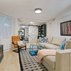 John Patrick Designs - Family Room in Park Slope Brooklyn Townhouse on Garden Level, 159 Garfield PL, 1L