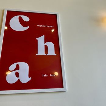 Cha Thai Tea - Decor - Bubble Tea Near Me - Berkeley, California
