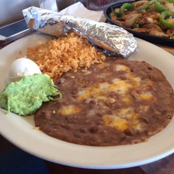Ernesto's Mexican Restaurant - Fajita Fixins - Mexican Near Me - St. George, Utah