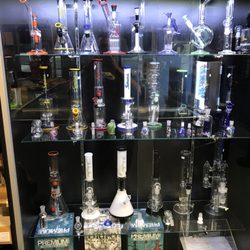 Smokestop N' Hookah - Nice selection