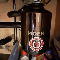 3/4 hp Moen garbage disposal 3/4 hp Moen garbage disposal