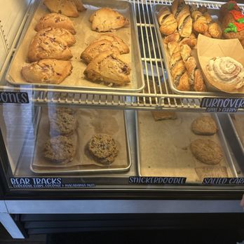 Big Blue Bear - Nice, cozy place. Friendly staff. Coffee was great. - Coffee & Tea Near Me - Kernville, California