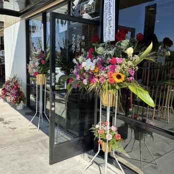 Gaburi Chicken - Grand opening floral arrangements from Hanadai Flowers in Torrance in the process of being set up - Izakaya Near Me - Huntington Beach, California Gaburi Chicken - Grand opening floral arrangements from Hanadai Flowers in Torrance in the process of being set up - Izakaya Near Me - Huntington Beach, California