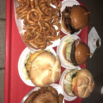Dilly's at Centre Bridge - Dilly burger, black bean burger, pulled pork sandwich and fries - Ice Cream & Frozen Yogurt Near Me - New Hope, Pennsylvania Dilly's at Centre Bridge - Dilly burger, black bean burger, pulled pork sandwich and fries - Ice Cream & Frozen Yogurt Near Me - New Hope, Pennsylvania