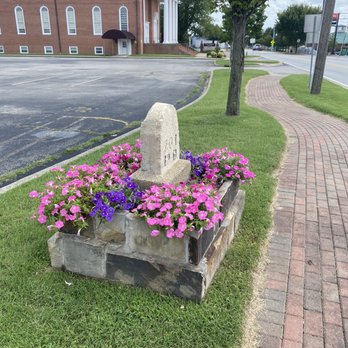 Milestone At The Crossroads - Landmarks & Historical Buildings Near Me - Mount Washington, Kentucky Milestone At The Crossroads - Landmarks & Historical Buildings Near Me - Mount Washington, Kentucky