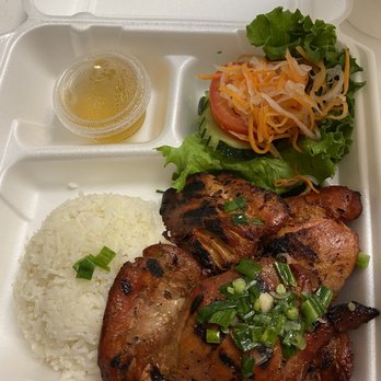 Teabreak Pho & Boba Herndon - Grilled chicken rice plate - Vietnamese Near Me - Herndon, Virginia