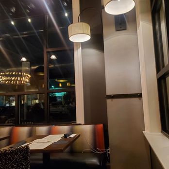 Barrel 21 Distillery And Dining - Cocktail Bars Near Me - State College, Pennsylvania