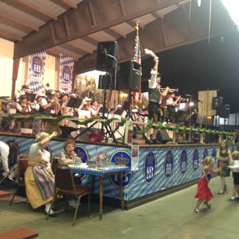 Oktoberfest Milwaukee - Lounges Near Me - Glendale, Wisconsin