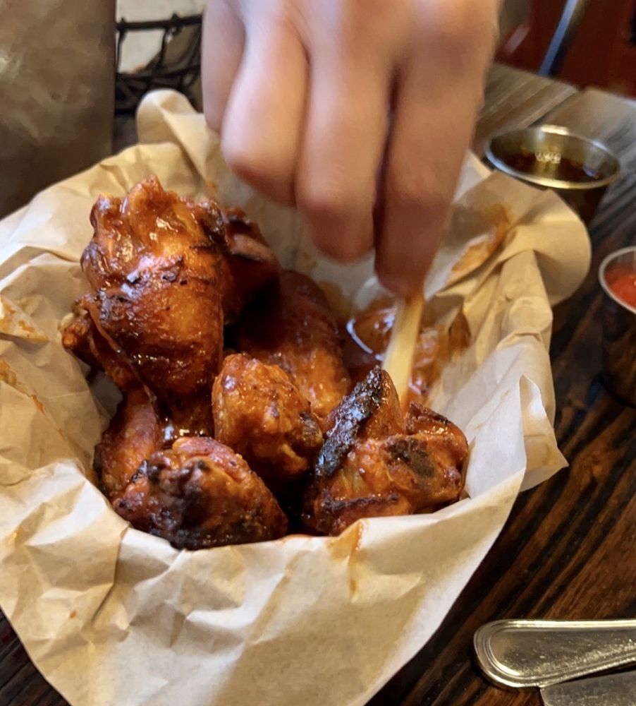 THE BIRDHOUSE EAT & DRINK 94 Photos & 68 Reviews 4153 W Broadway