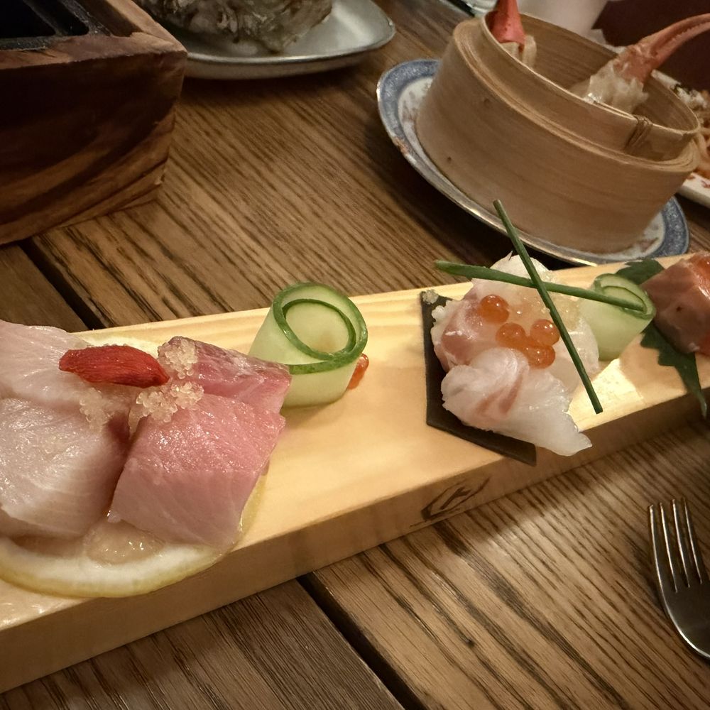 Toyokan Plaza - 3 kinds sashimi - Japanese Near Me - Vancouver, British Columbia Toyokan Plaza - 3 kinds sashimi - Japanese Near Me - Vancouver, British Columbia