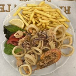 Caffe' Torino - Calamari and shrimp. Soooo good.