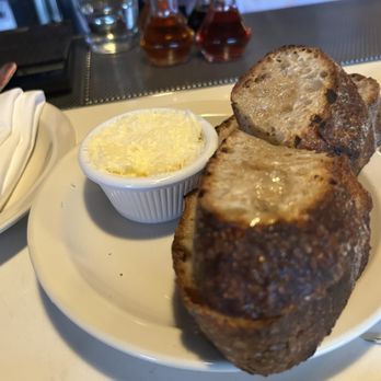 Hunter & Thief - Bread and butter - Cocktail Bars Near Me - Lindenhurst, New York