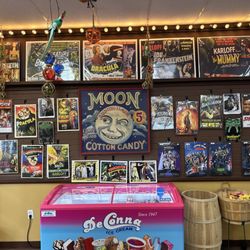 Larzland Amazing Emporium - 1,000's of Retro Movie Posters
