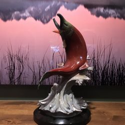 Pinkerton Retirement Specialists - Sculpture of a salmon