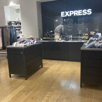 Express Worldbrand - Women's Clothing Near Me - Fort Lauderdale, Florida