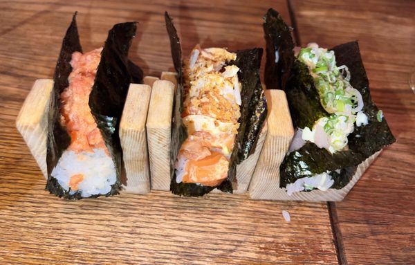 Umami Steak and Sushi Bar by null