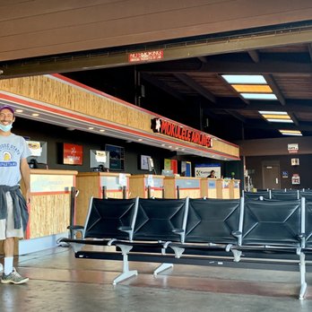 Mokulele Airlines - Mokulele Airlines is a very small Hawaiian airline good for short routes and island hopping. - Airlines Near Me - Kahului, Hawaii