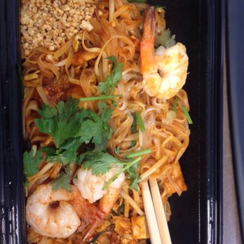 Thai Basil - Dinner sized pad Thai yet same amount of prawns as lunch size :( - Thai Near Me - Vancouver, British Columbia Thai Basil - Dinner sized pad Thai yet same amount of prawns as lunch size :( - Thai Near Me - Vancouver, British Columbia