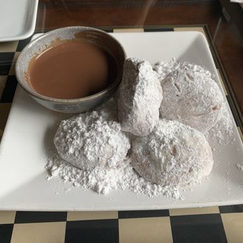 Bosscat Kitchen & Libations - Beignets - New American Near Me - Houston, Texas