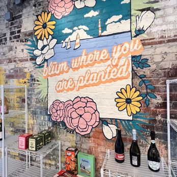 Blūm - Coffee & Tea Near Me - Charleston, South Carolina