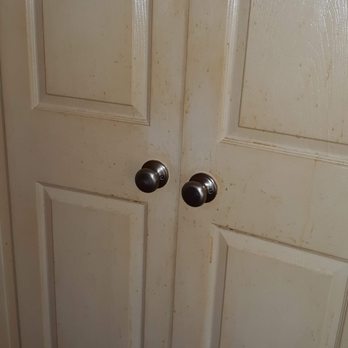 Tidy-Up Cleaning Service - Before - Home Cleaning Near Me - Tyler, Texas Tidy-Up Cleaning Service - Before - Home Cleaning Near Me - Tyler, Texas
