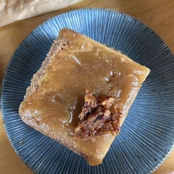 Rose's - Apple cake - Desserts Near Me - Durham, North Carolina