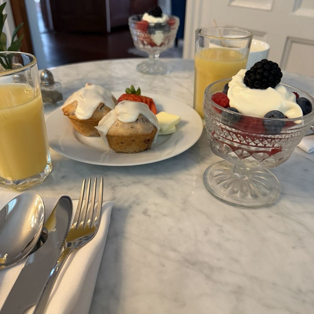 C.W. Worth House Bed and Breakfast - Bed & Breakfast Near Me - Wilmington, North Carolina