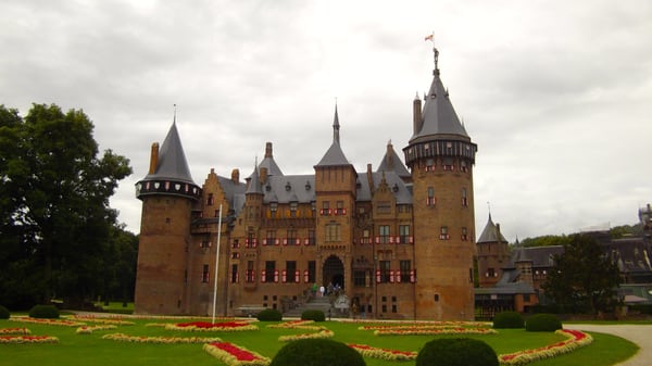 De Haar Castle by null