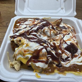 The Potato Hut - Loaded whole potato with chicken - Desserts Near Me - Rockwood, Tennessee
