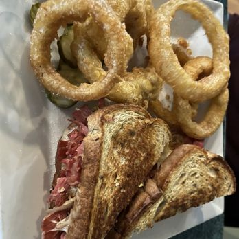 290 Maine St - AMAZING Rueben - New American Near Me - Norway, Maine