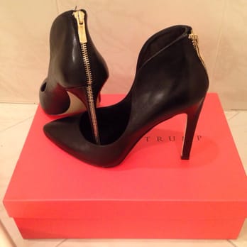 Nordstrom Rack - Score! - Department Stores Near Me - Glendale, California