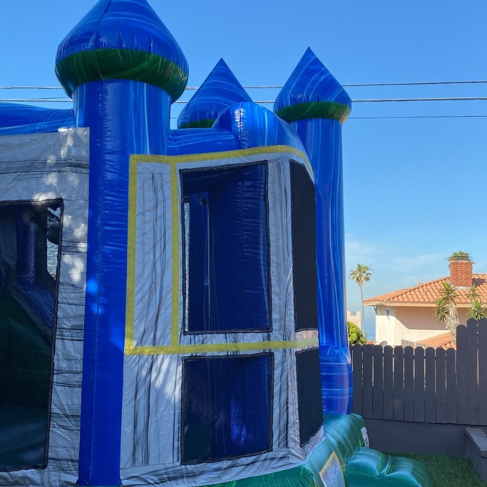 Cal Jump - Bounce House Rentals Near Me - Redondo Beach, California