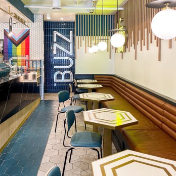 Better Buzz Coffee Coronado - Lots of seating and cute aesthetic in here! - Coffee & Tea Near Me - Coronado, California