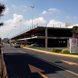 Plaza Galerías - Área de estacionamiento