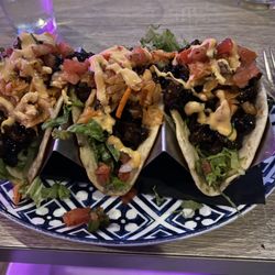 Korean skirt steak tacos