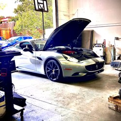 Above All Smog - Ferarri California !