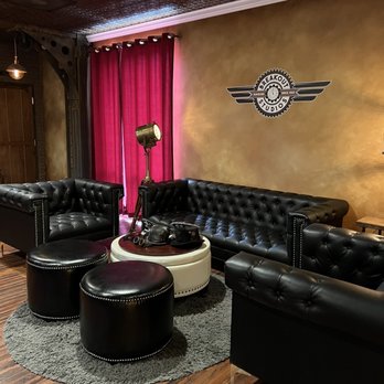 Breakout Studios - Studio lobby - Escape Games Near Me - San Jose, California